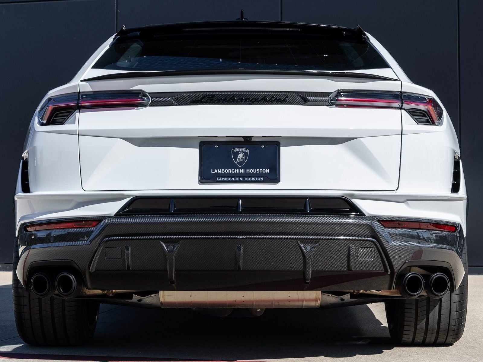 2024 Lamborghini Urus Performante