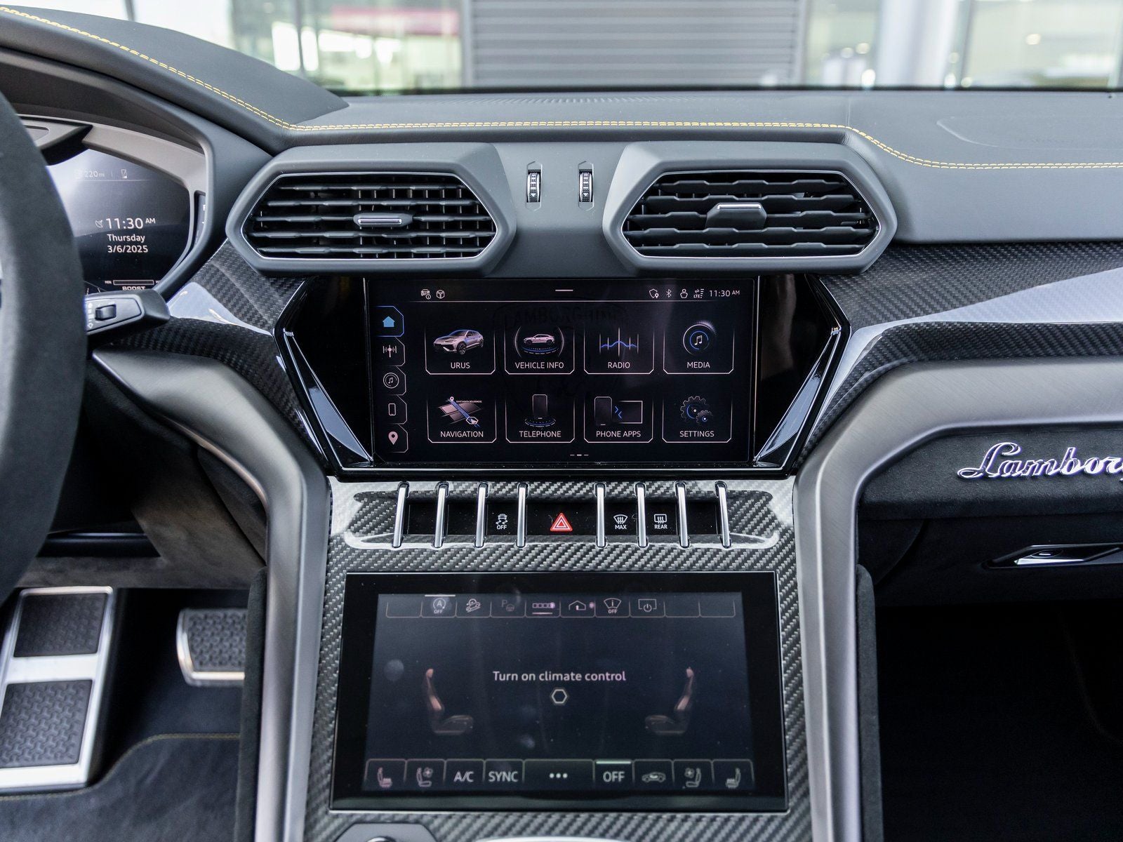 2024 Lamborghini Urus Performante