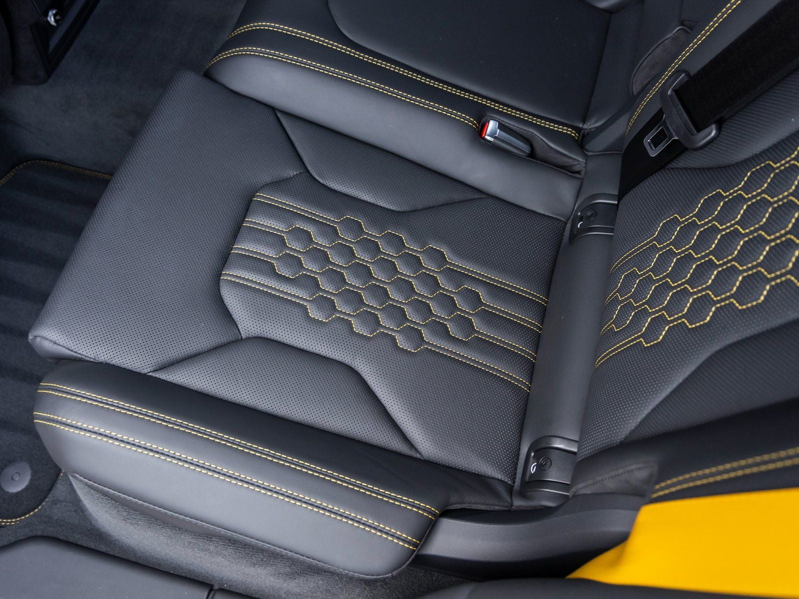 2024 Lamborghini Urus Performante