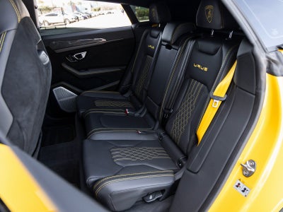 2024 Lamborghini Urus Performante