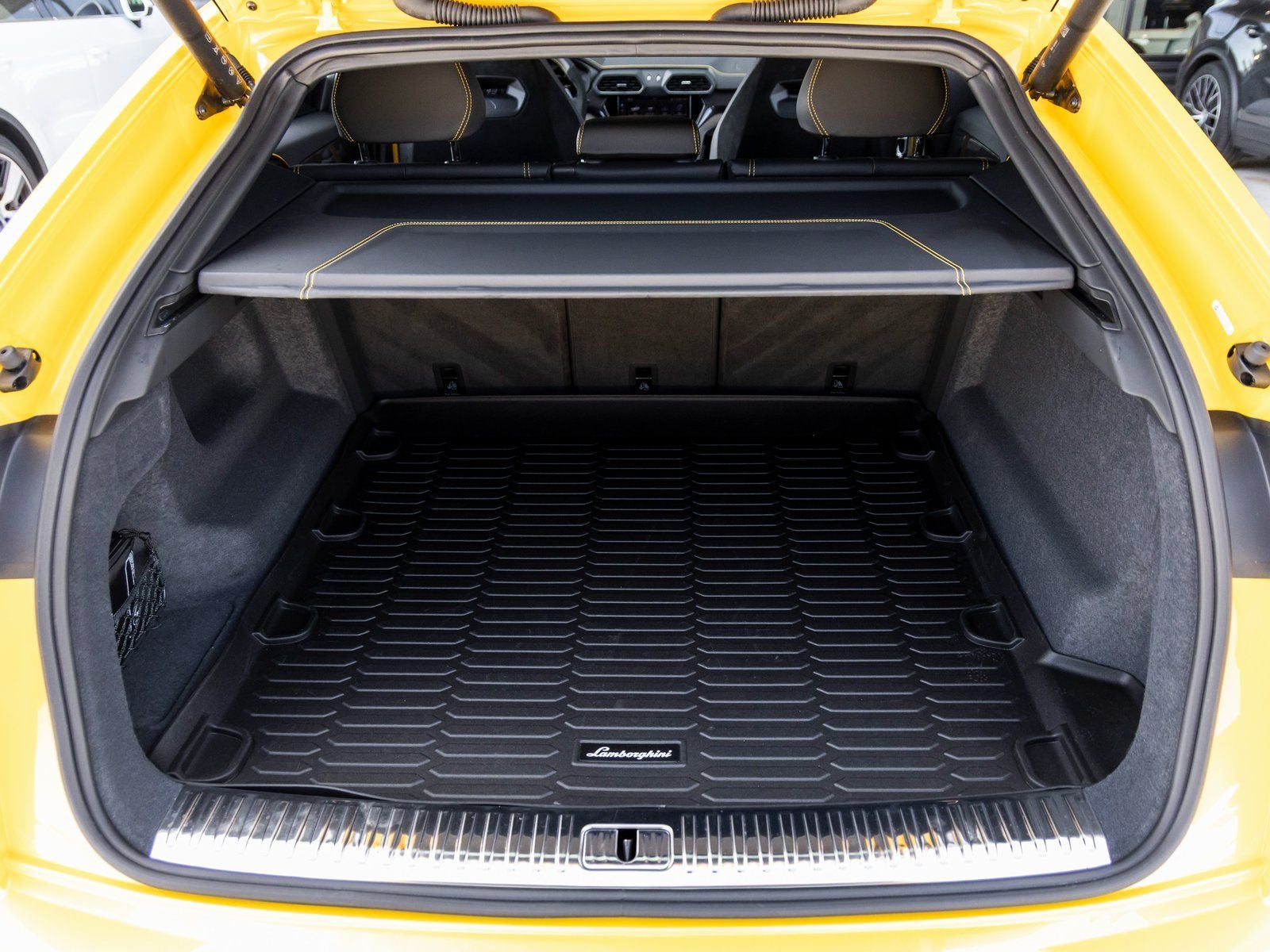 2024 Lamborghini Urus Performante