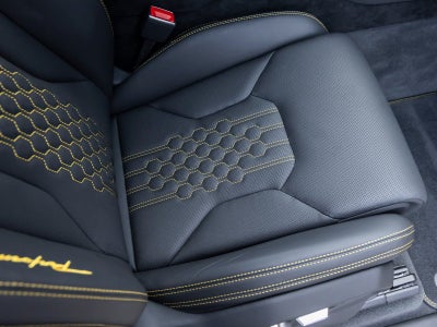 2024 Lamborghini Urus Performante