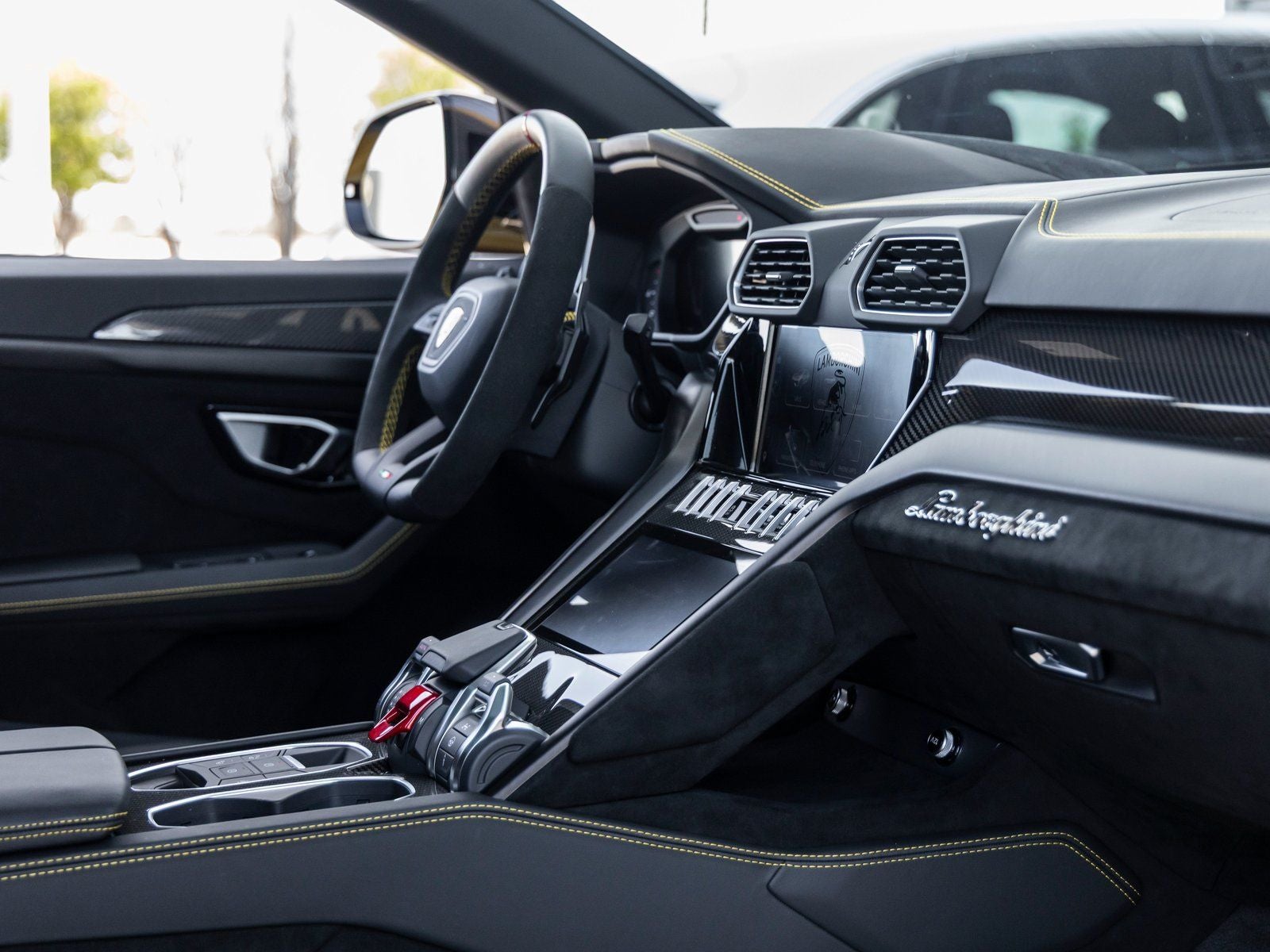 2024 Lamborghini Urus Performante