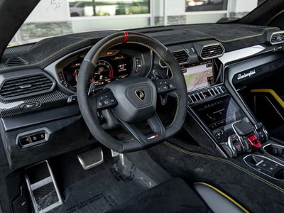 2024 Lamborghini Urus Performante