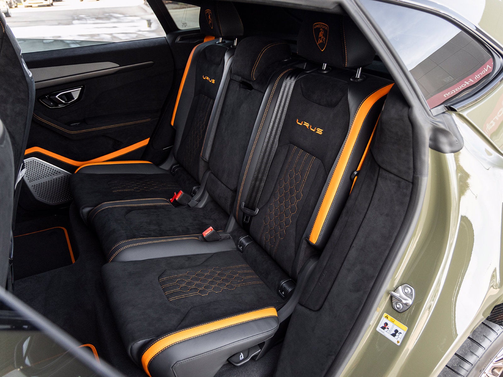 2023 Lamborghini Urus Performante