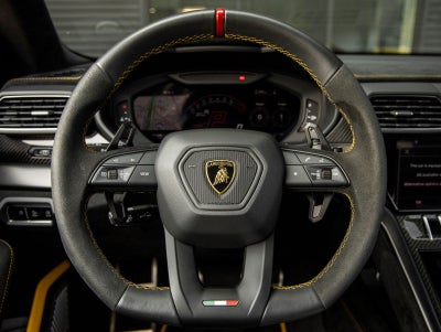 2024 Lamborghini Urus Performante