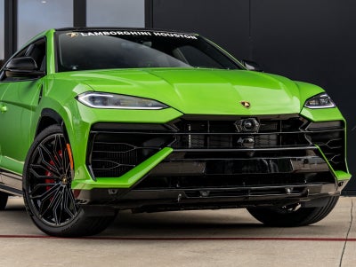 2025 Lamborghini Urus SE