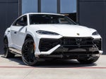 2025 Lamborghini Urus SE
