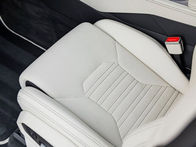 2025 Lamborghini Urus SE