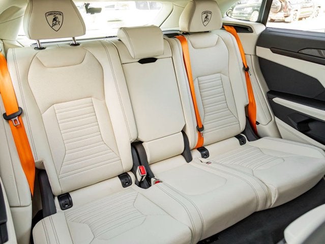 2025 Lamborghini Urus SE