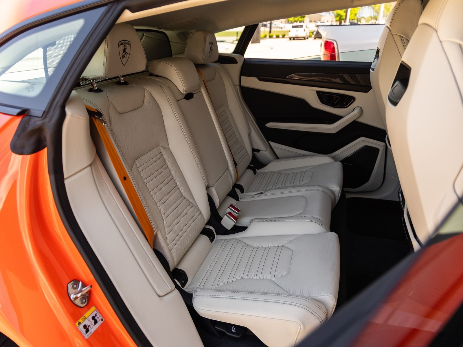 2025 Lamborghini Urus SE