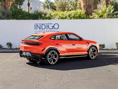 2025 Lamborghini Urus SE