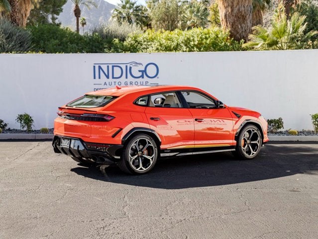 2025 Lamborghini Urus SE