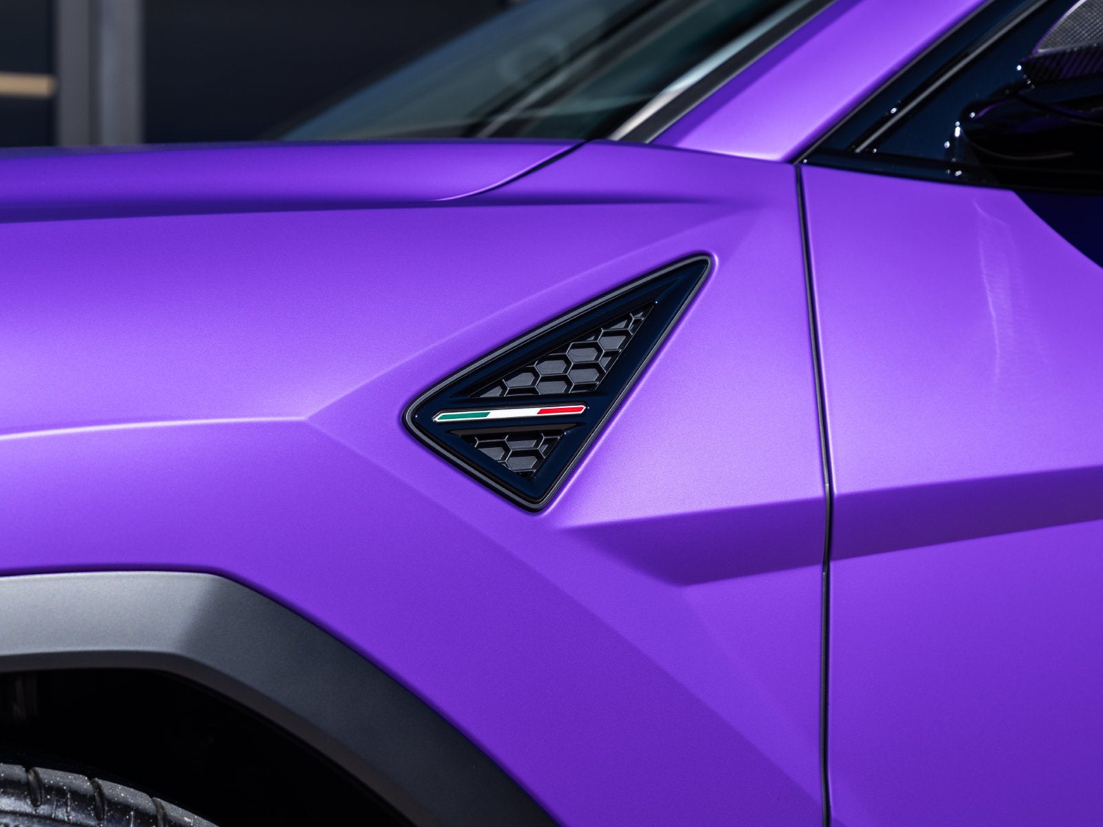 2025 Lamborghini Urus SE