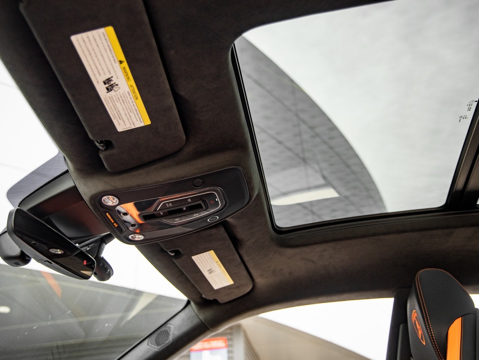 2025 Lamborghini Urus SE