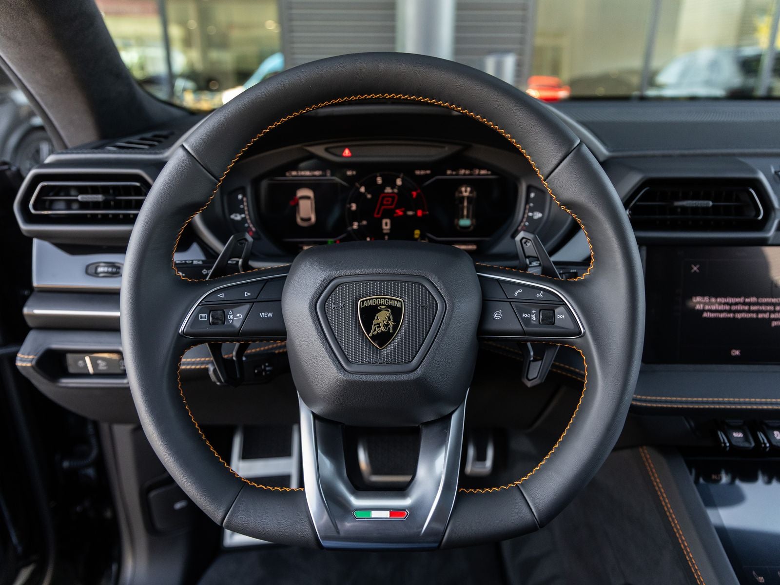 2026 Lamborghini Urus SE