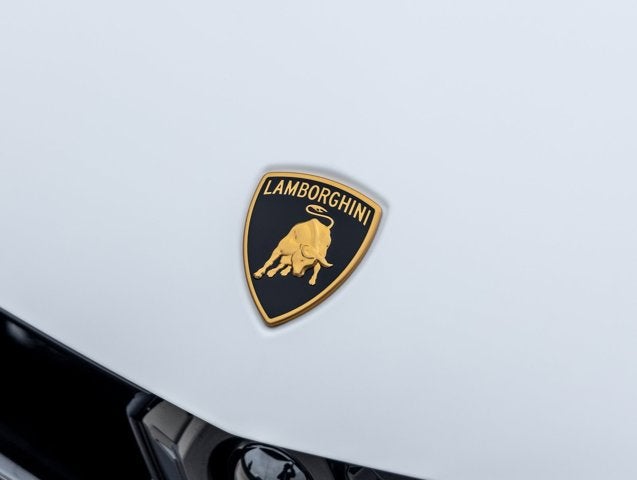 2025 Lamborghini Urus SE