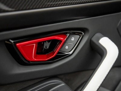 2025 Lamborghini Urus SE