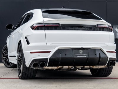 2025 Lamborghini Urus SE