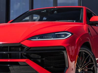 2026 Lamborghini Urus SE