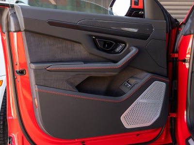 2026 Lamborghini Urus SE