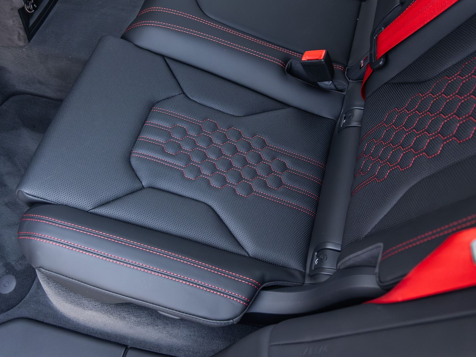 2026 Lamborghini Urus SE