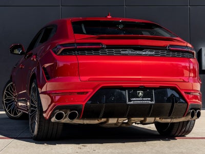 2026 Lamborghini Urus SE