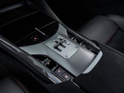 2025 Ferrari Purosangue Base