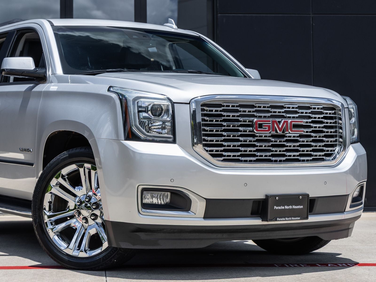 2019 GMC Yukon SLT