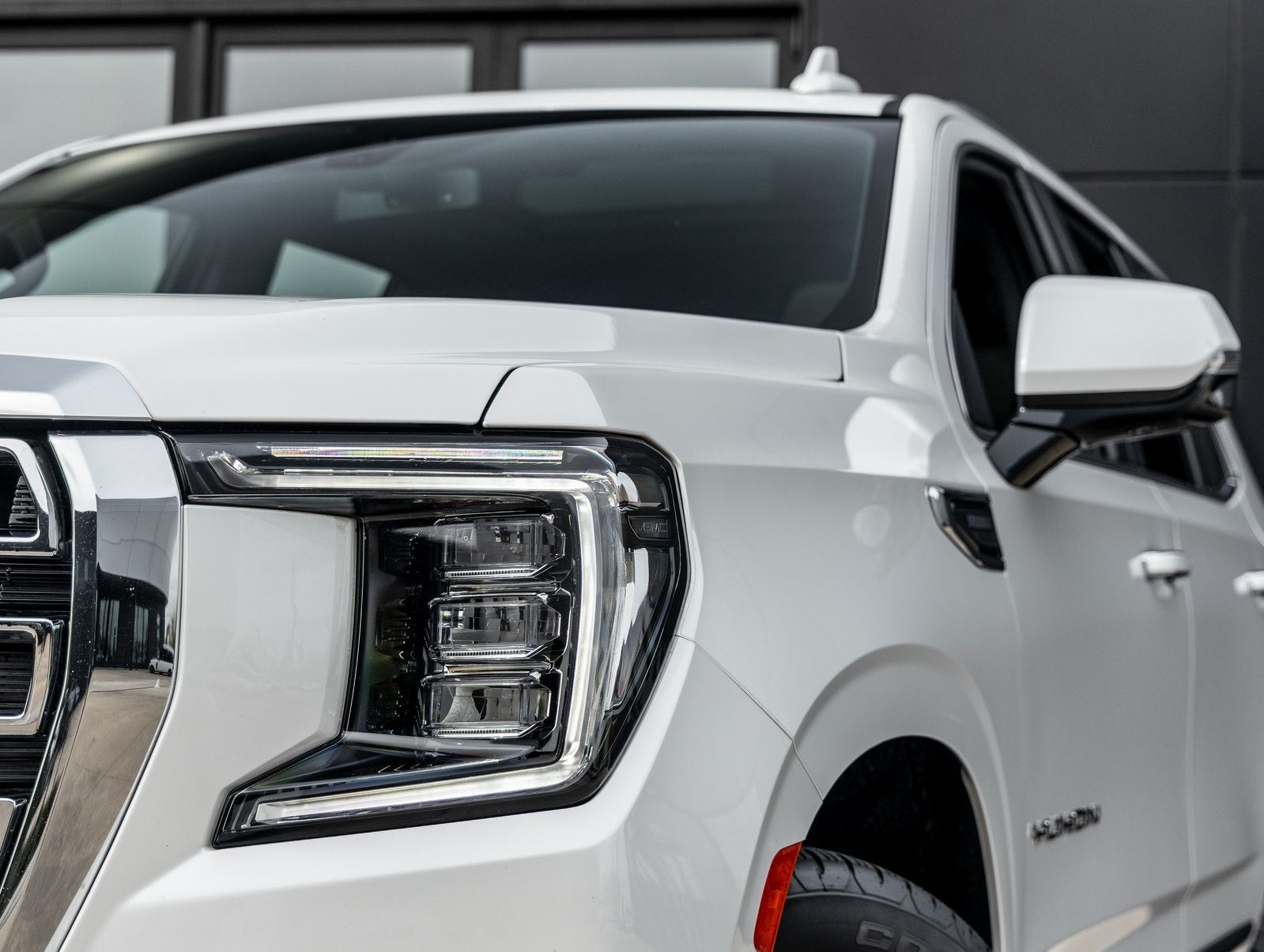 2022 GMC Yukon SLT