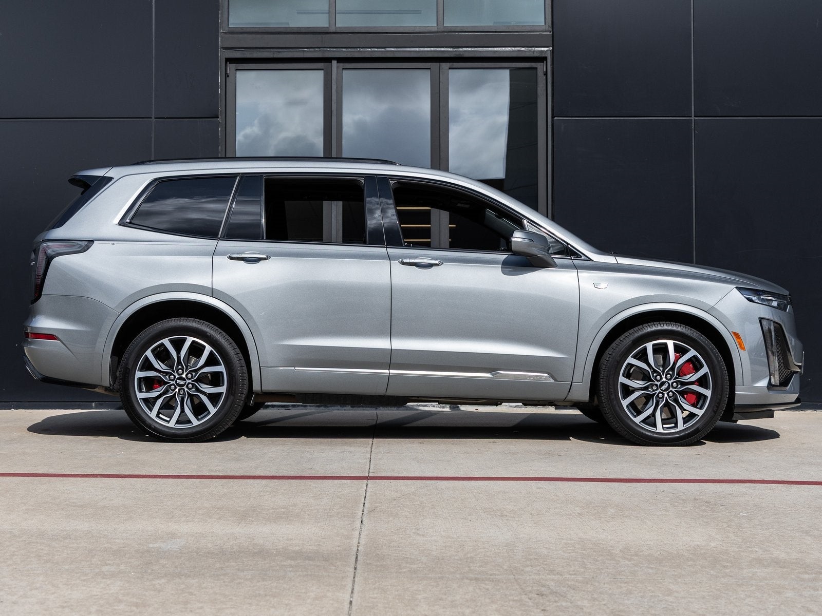 2023 Cadillac XT6 Sport