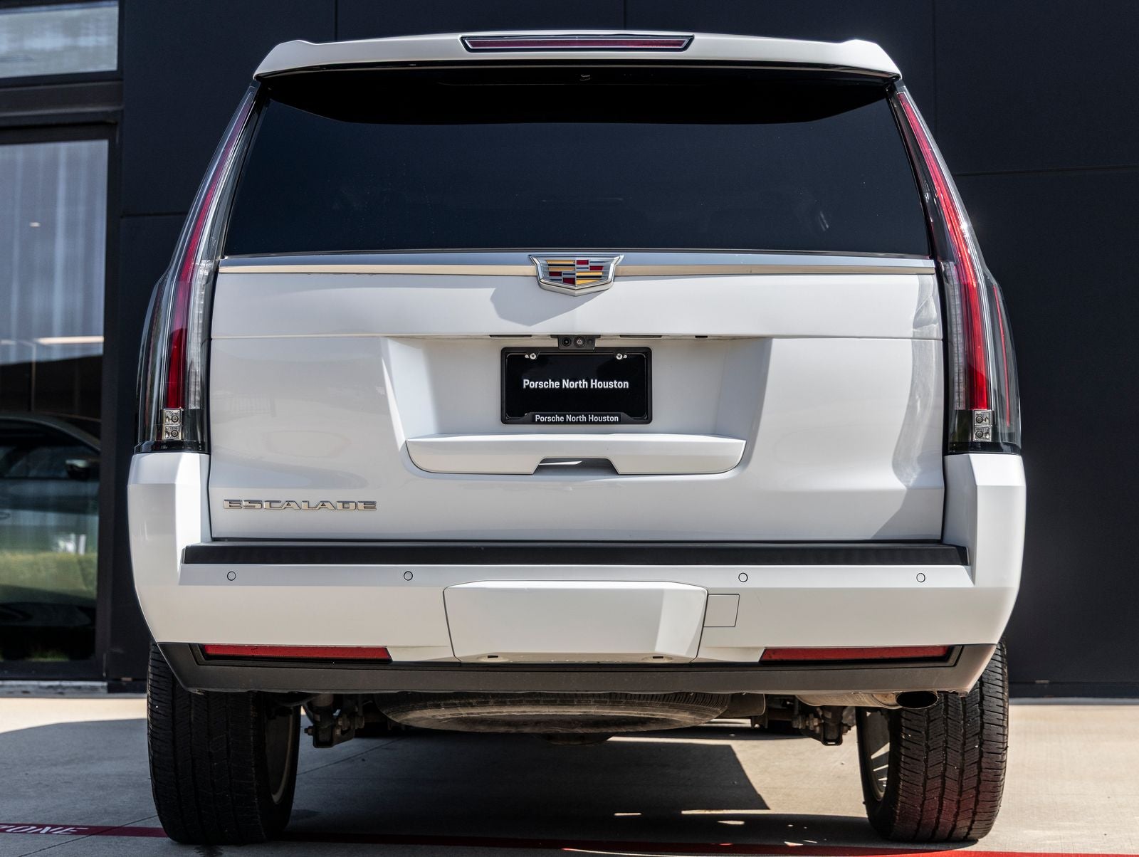 2019 Cadillac Escalade Platinum Edition