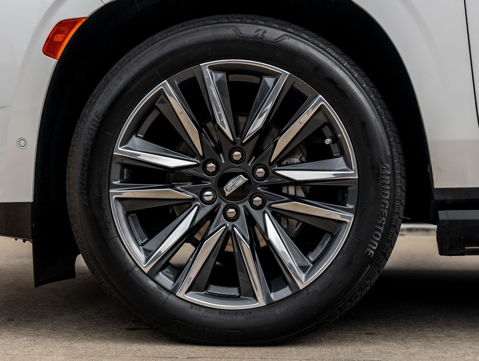 2024 Cadillac Escalade Sport