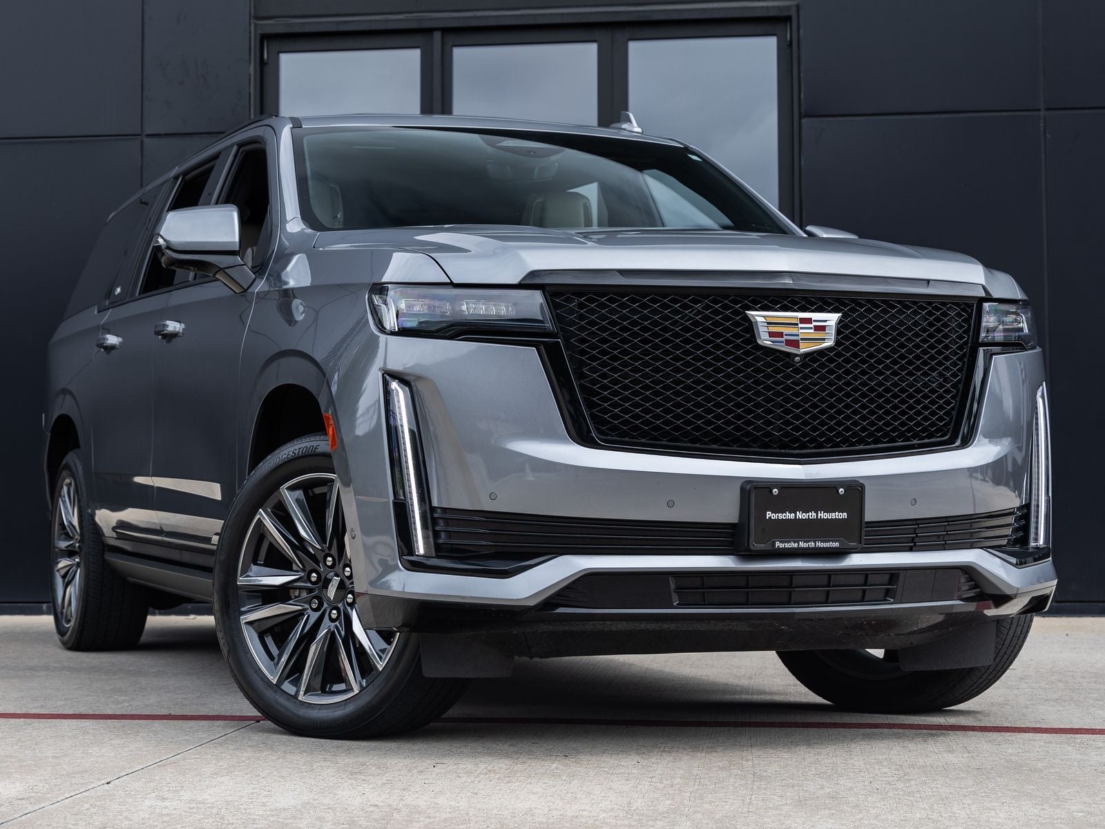 2022 Cadillac Escalade ESV Sport