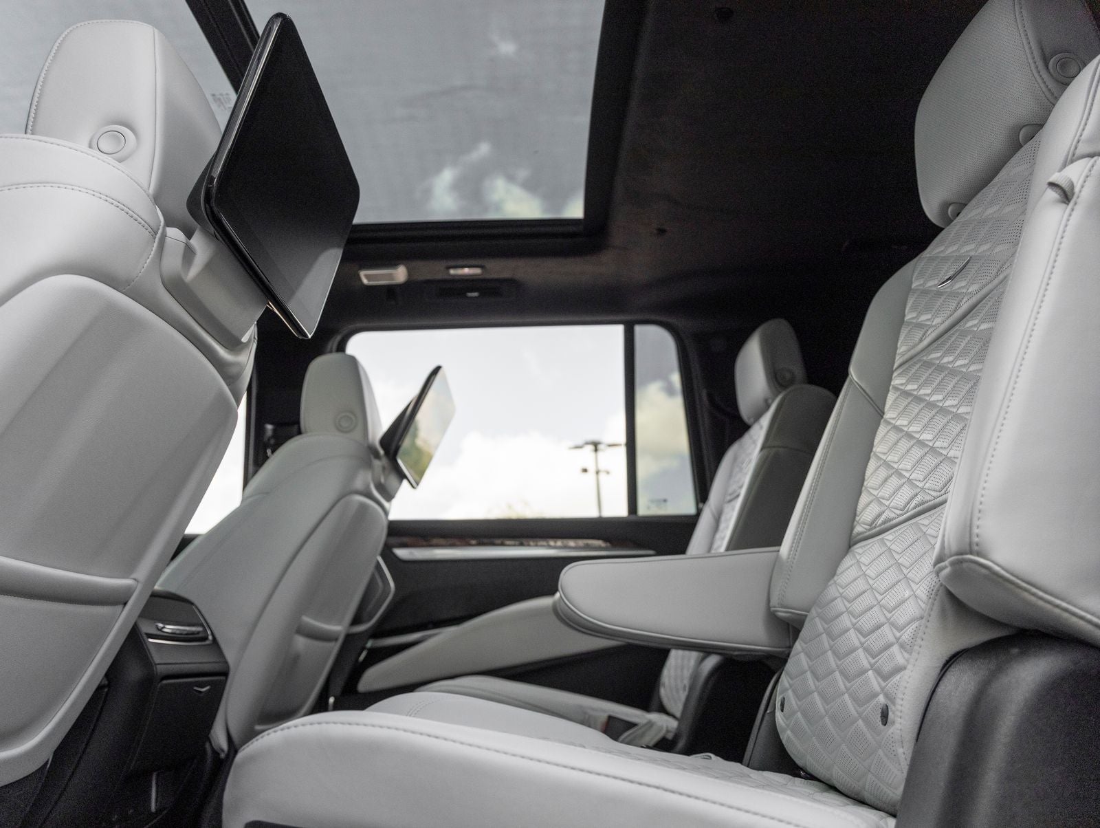 2026 Cadillac Escalade ESV Platinum Edition