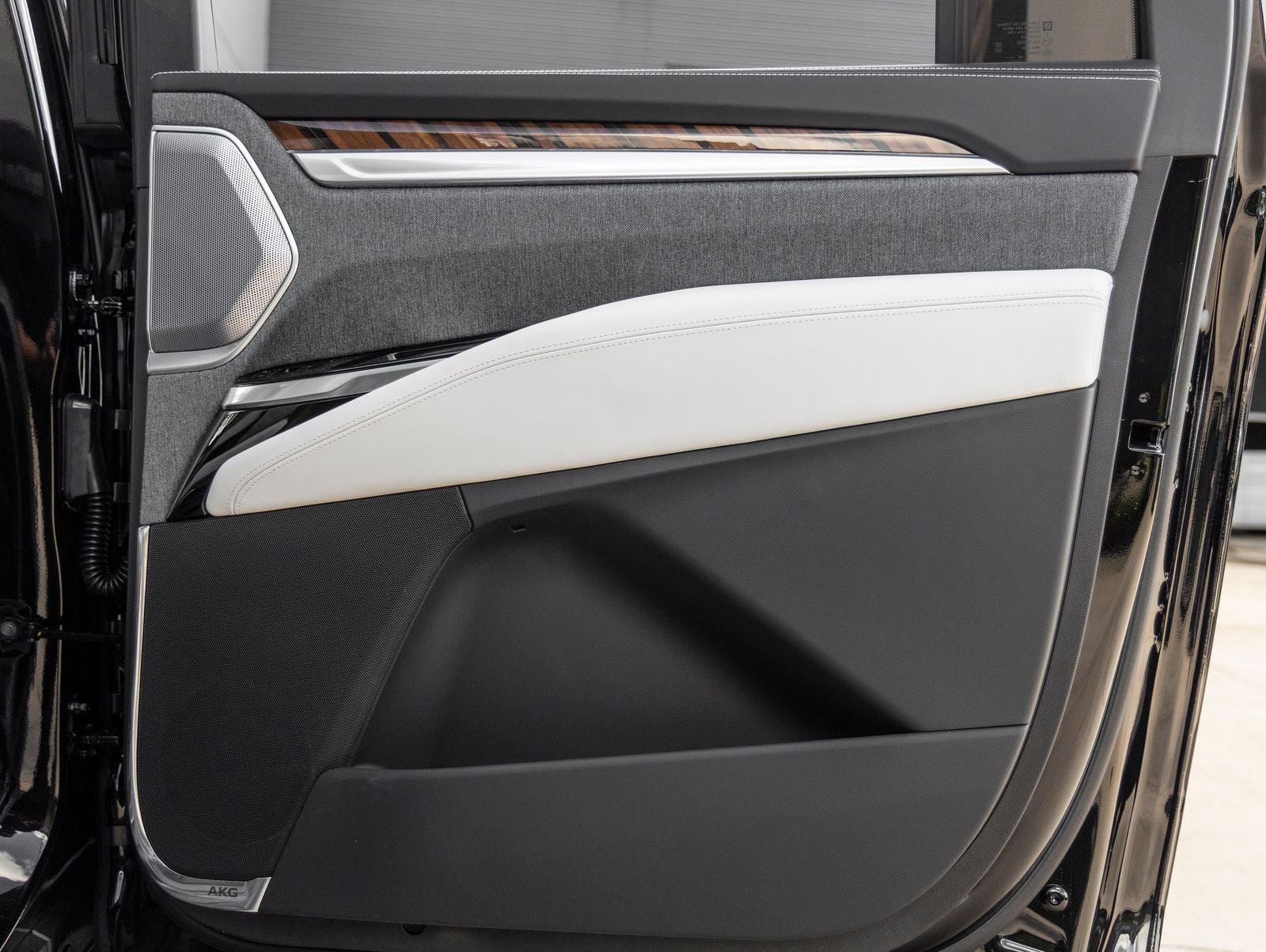 2026 Cadillac Escalade ESV Platinum Edition