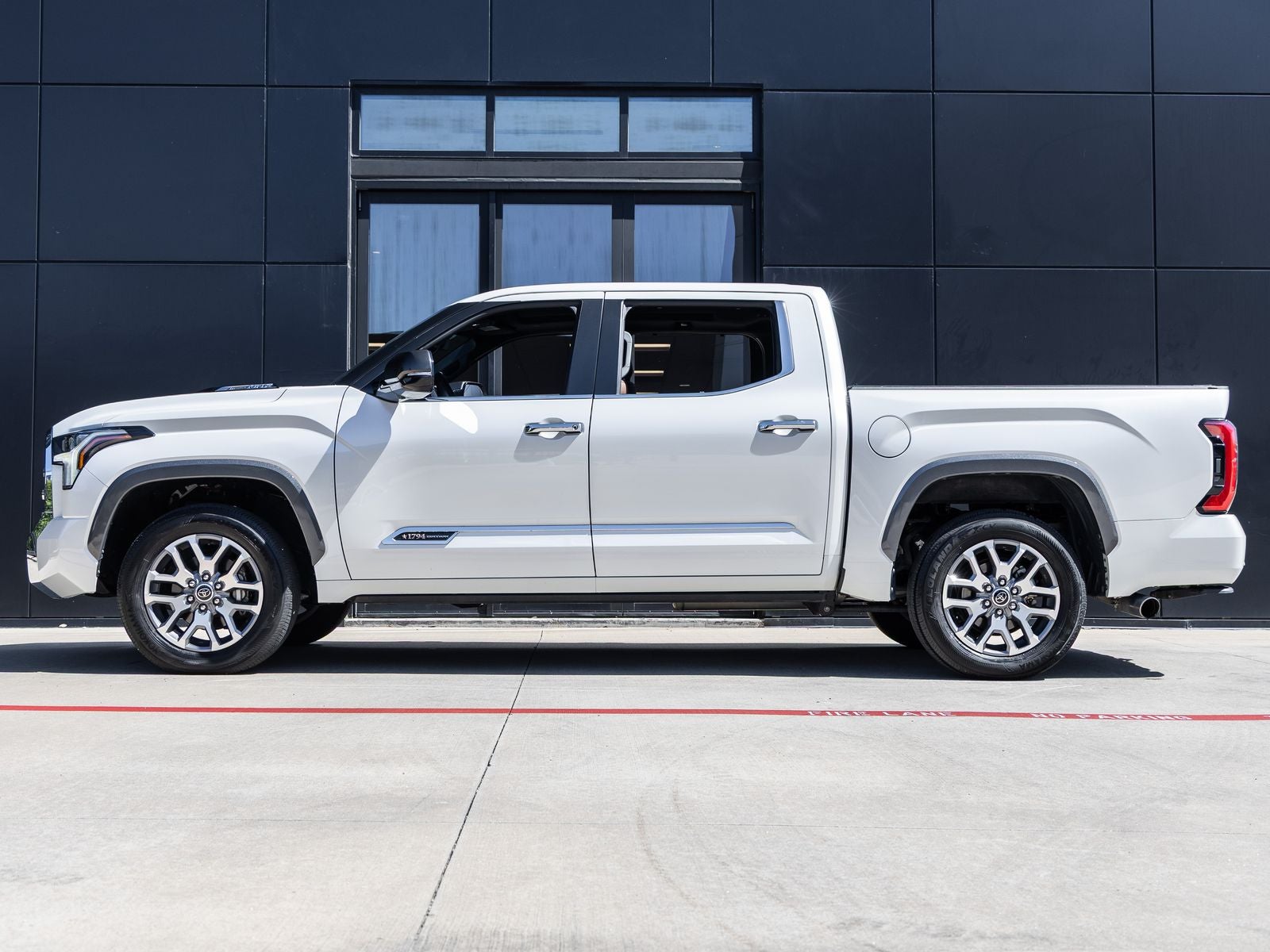 2024 Toyota Tundra Hybrid 1794 Edition