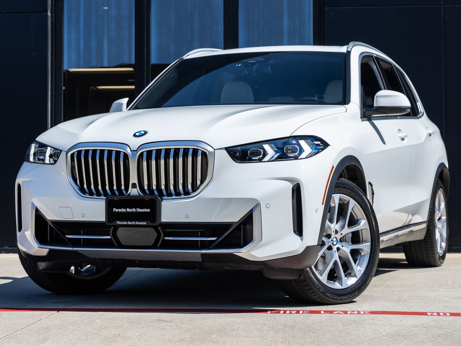 2024 BMW X5 sDrive40i's photo