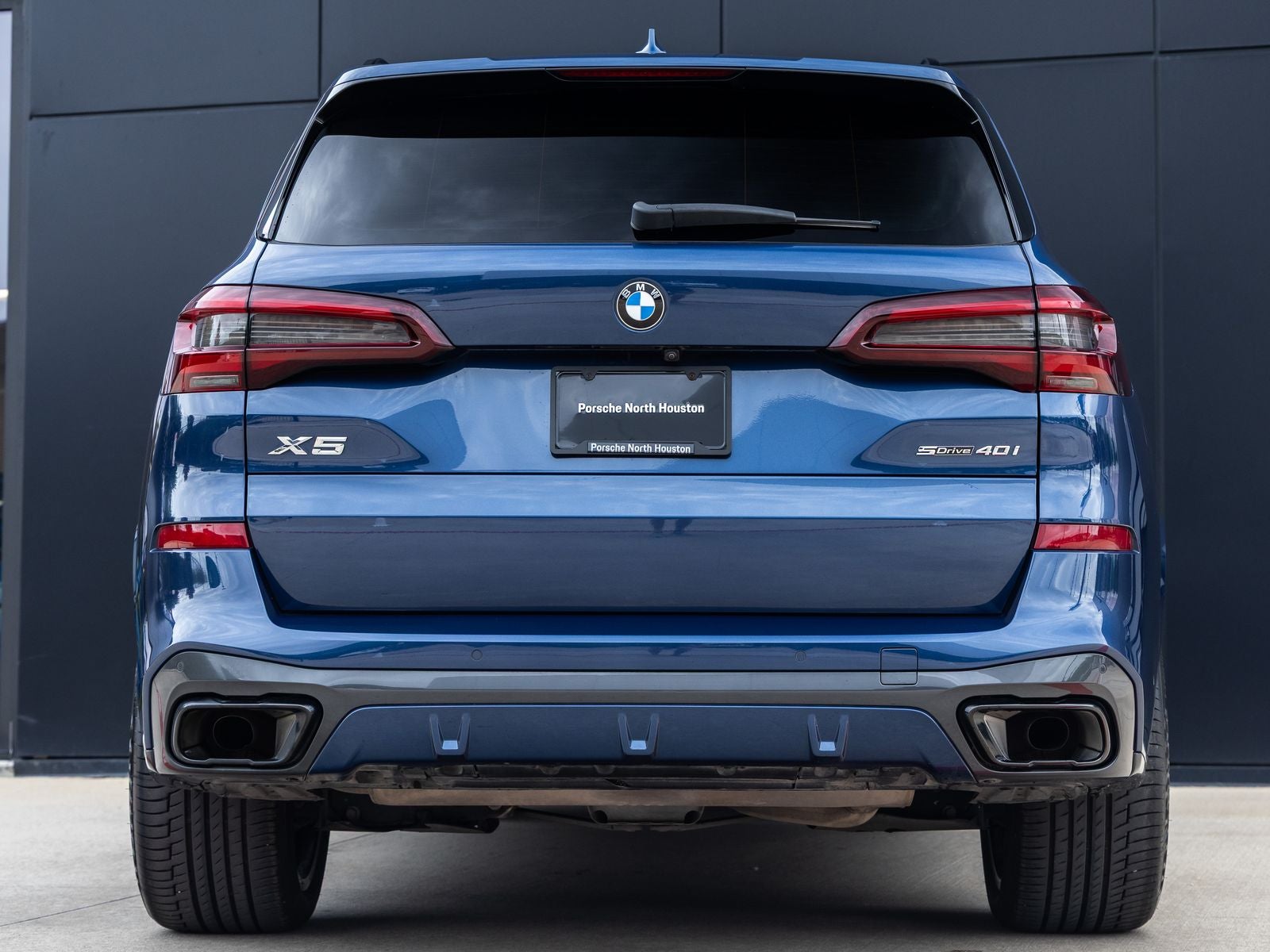 2023 BMW X5 sDrive40i