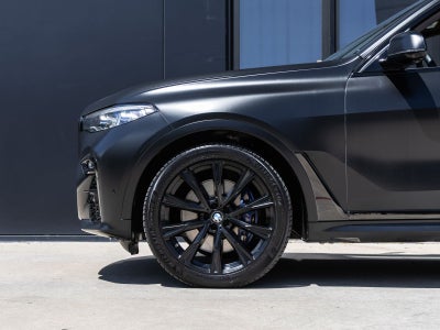 2021 BMW X7 M50i
