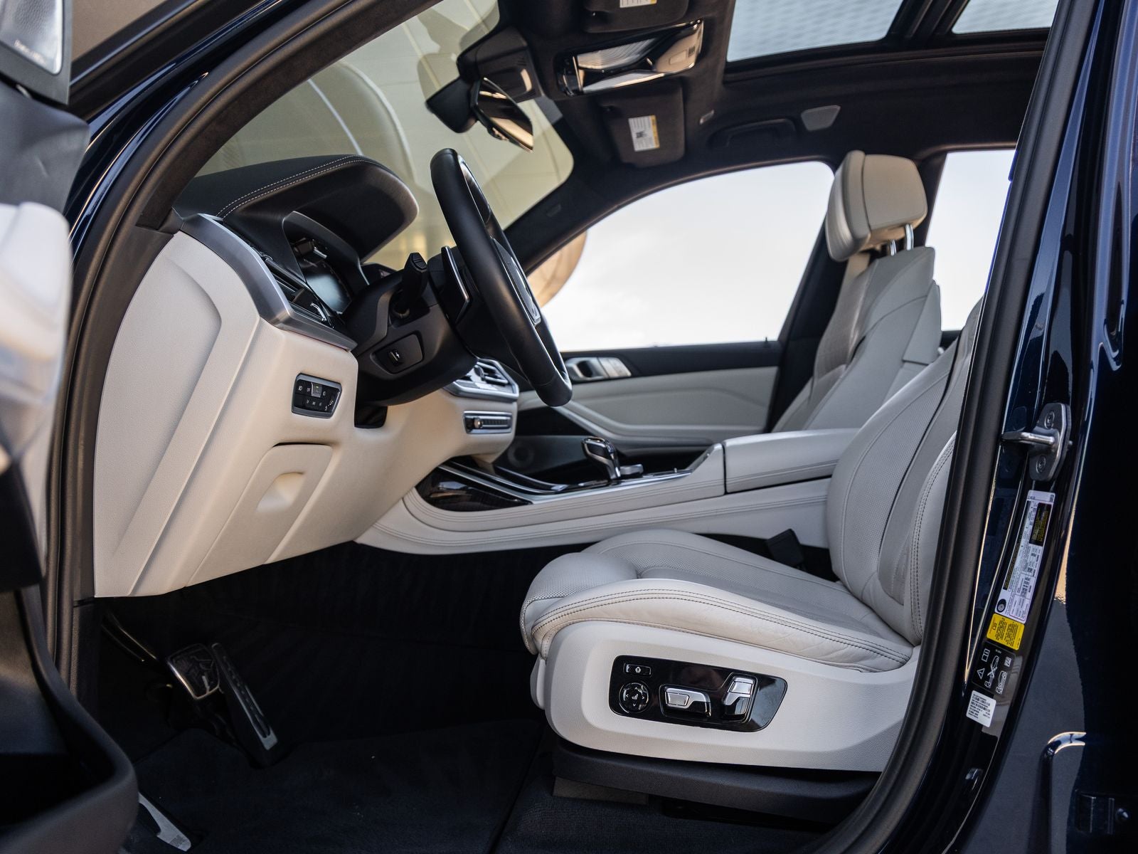 2021 BMW X7 M50i