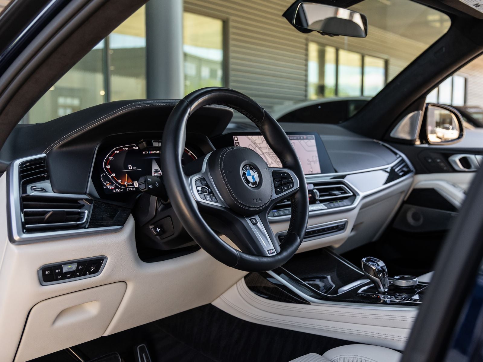 2021 BMW X7 M50i
