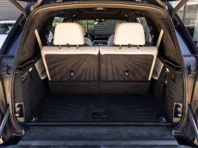 2021 BMW X7 M50i