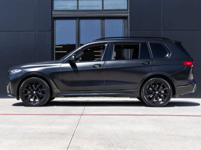 2021 BMW X7 M50i