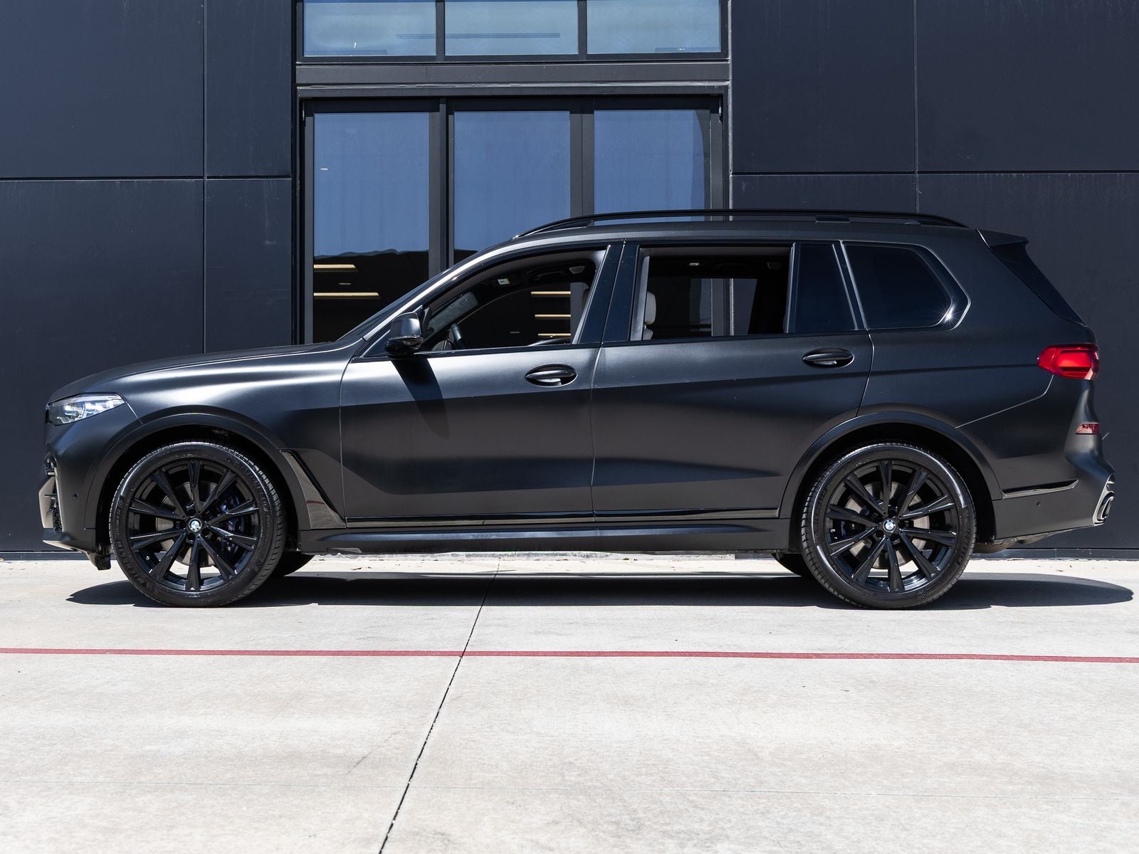 2021 BMW X7 M50i