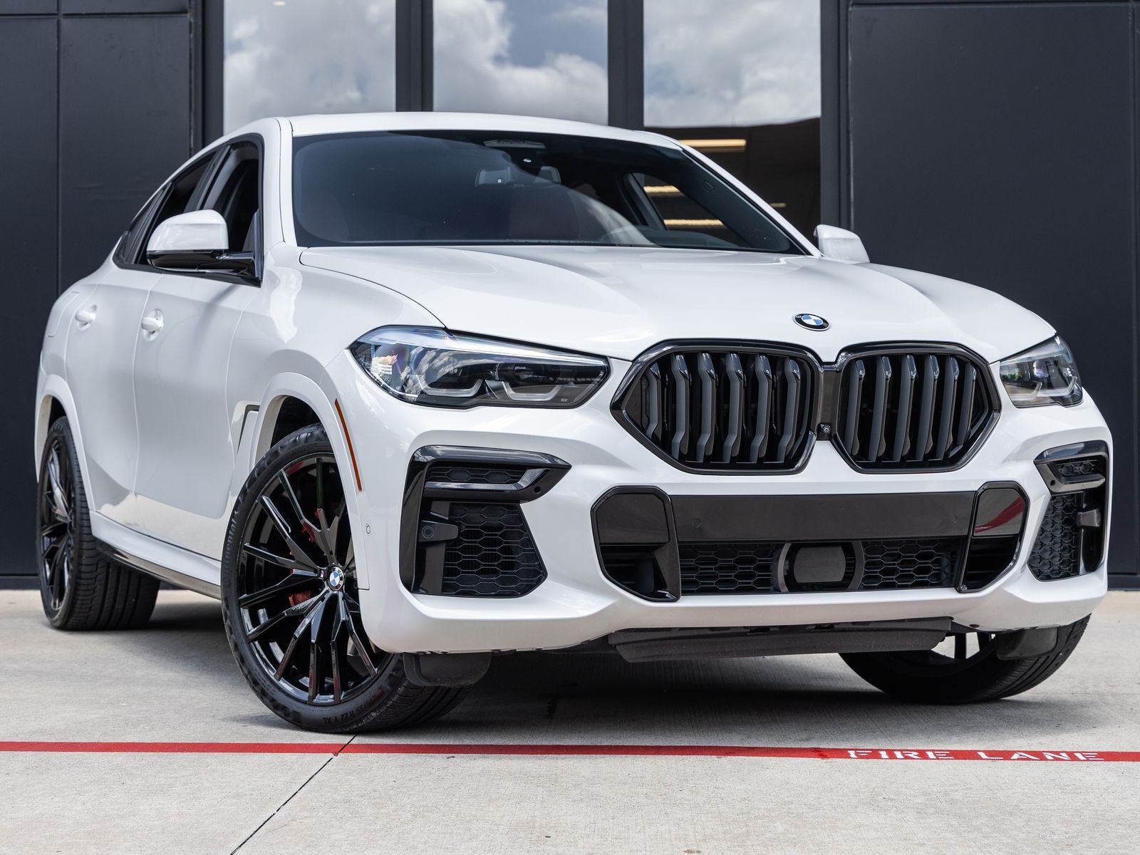 2022 BMW X6 xDrive40i