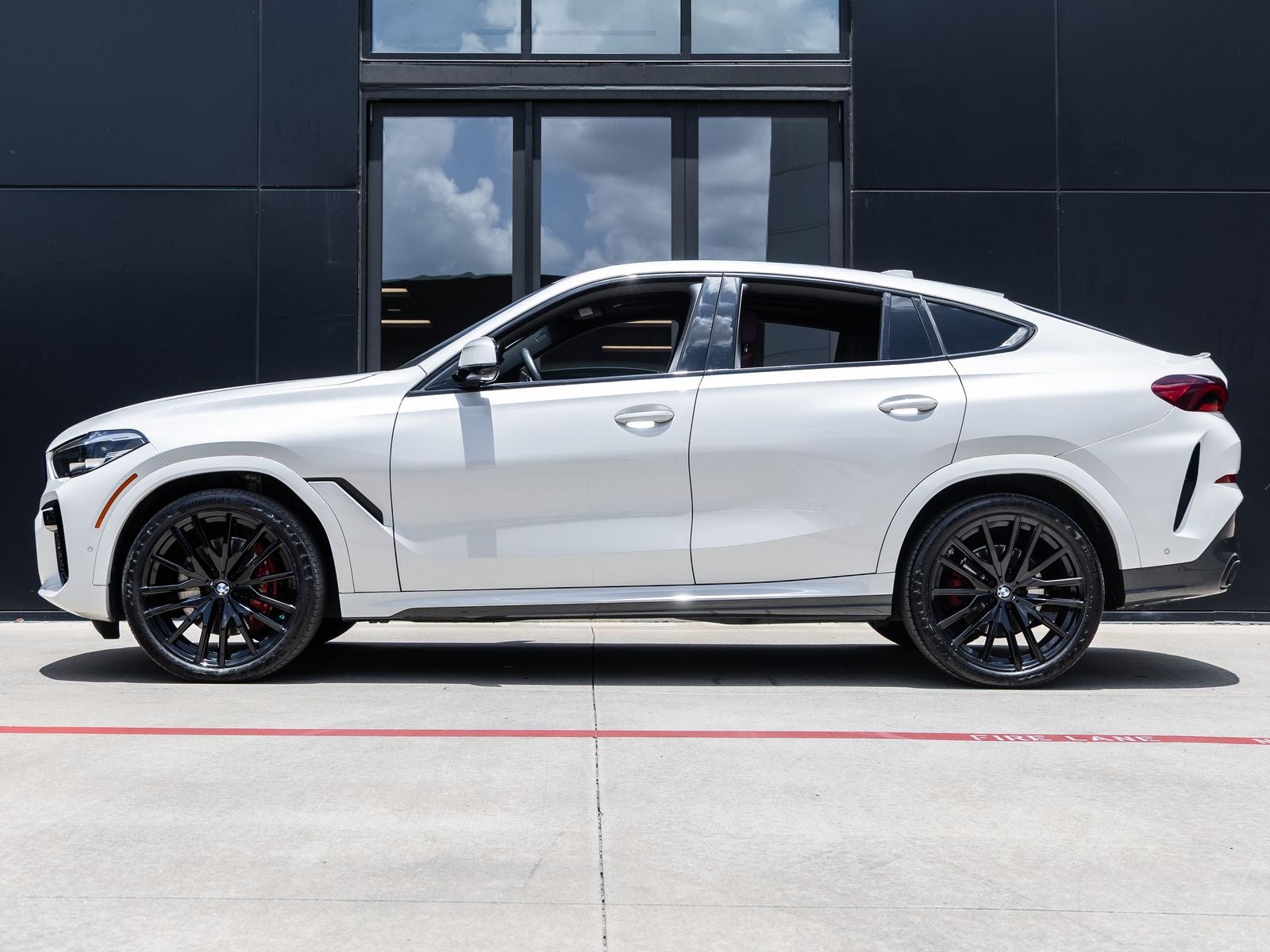 2022 BMW X6 xDrive40i