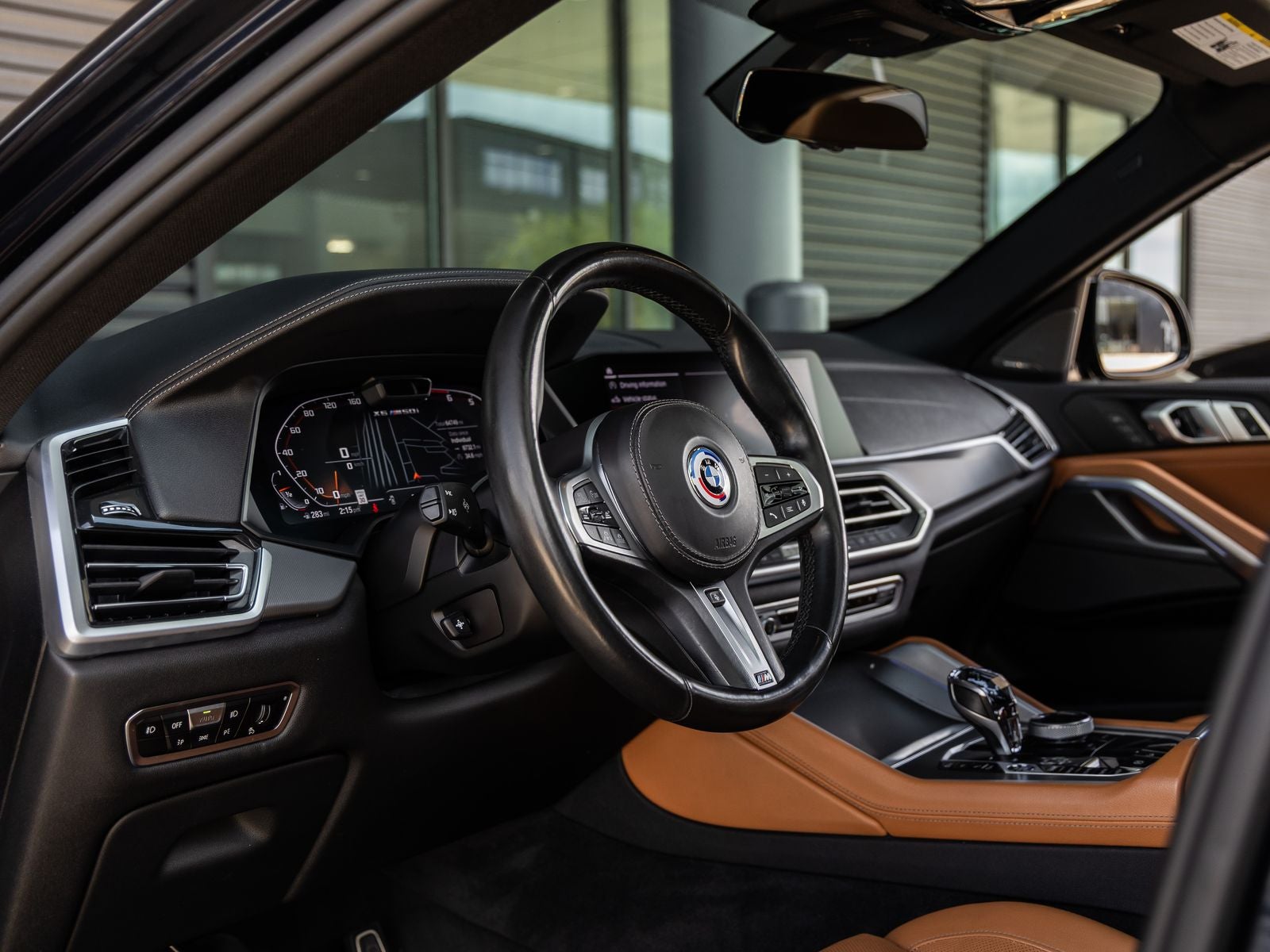 2021 BMW X6 M50i