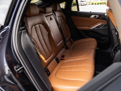 2021 BMW X6 M50i
