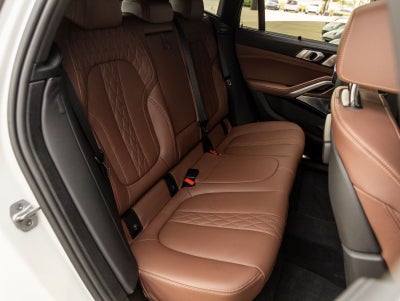 2021 BMW X6 M50i